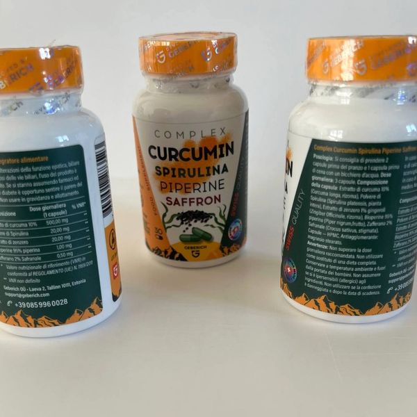 Barattoli di Complex Curcumin con tappo arancione
